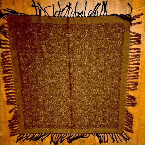 The Accessory Institute Vintage Scarf - Picture 1 of 5